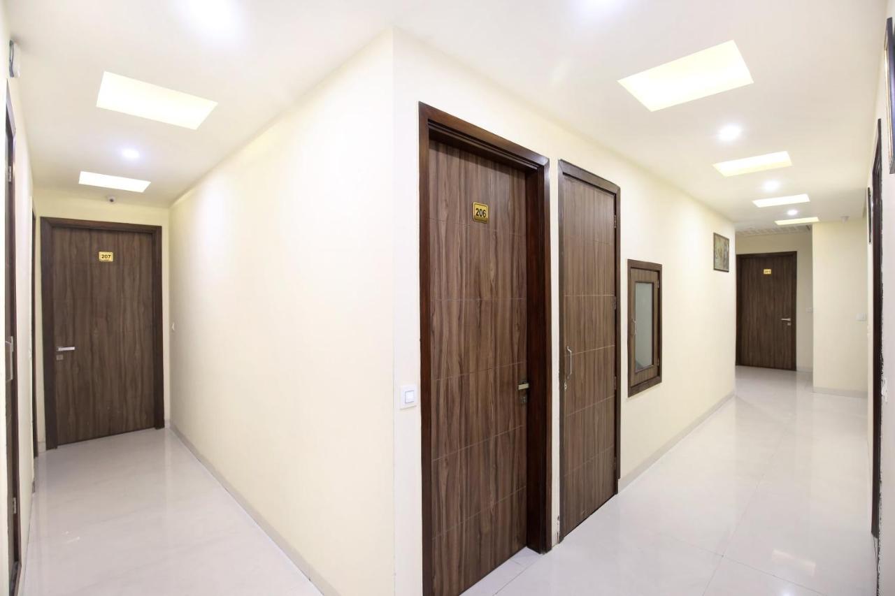 Capital O 8510 Welcome Inn أمريتسار المظهر الخارجي الصورة