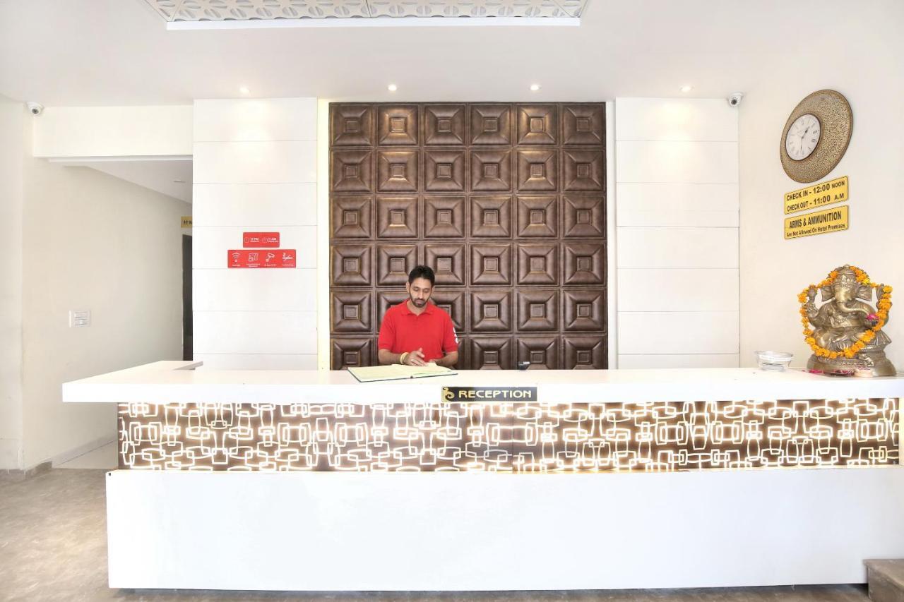 Capital O 8510 Welcome Inn أمريتسار المظهر الخارجي الصورة