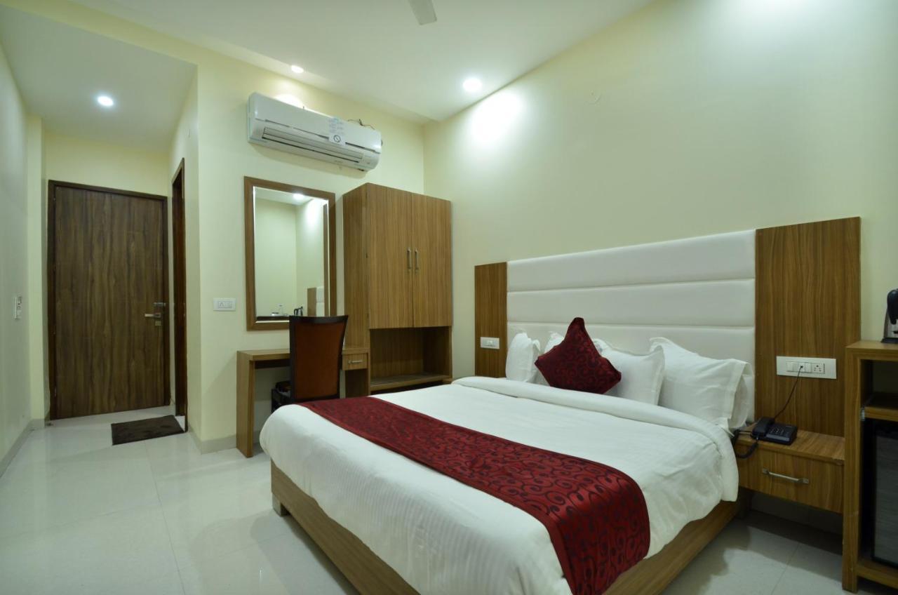 Capital O 8510 Welcome Inn أمريتسار المظهر الخارجي الصورة